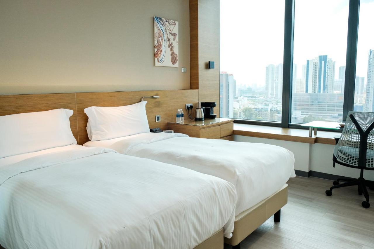 Mint Room